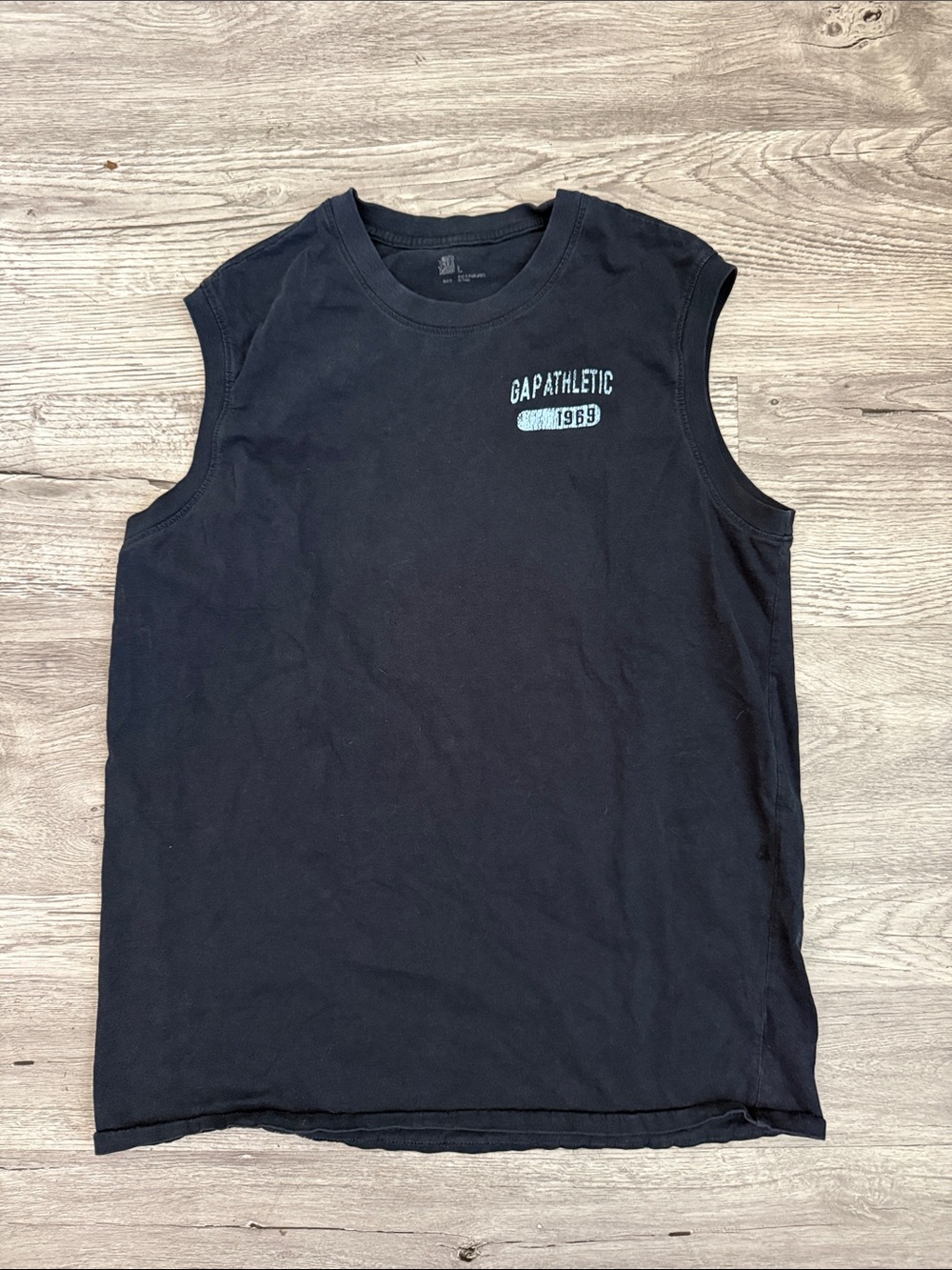 Y2K GAP Navy Sleeveless Athletic Tee with Small Chest Logo